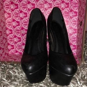 Privileged heels cross platform